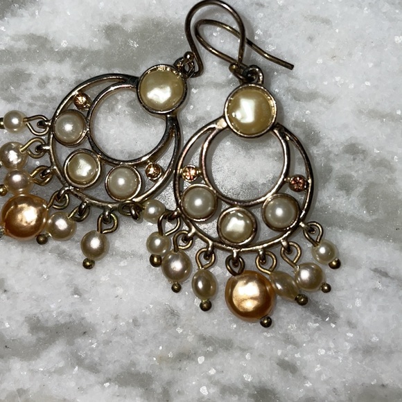 Pearl and Crystal Dangle Earrings - Picture 2 of 4